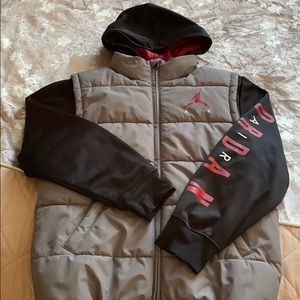 Youth Boys AIR JORDAN Puffy Vest Jacket 🏀 Large